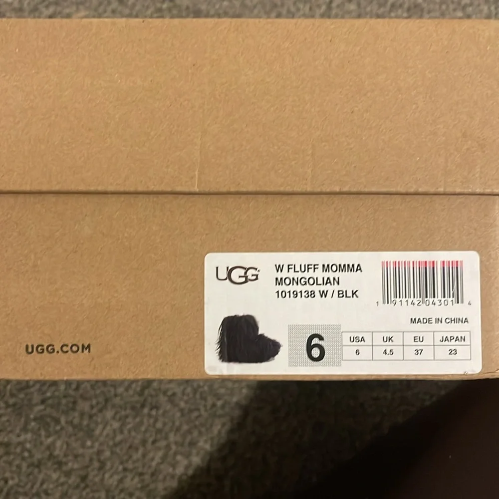 UGGs Mongolian boots - Picture 5 of 5